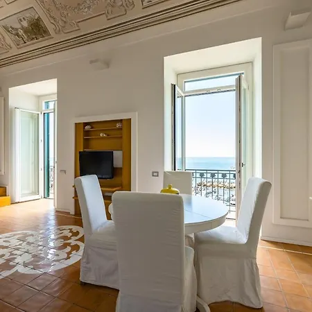 Seafront Il Sogno Appartement